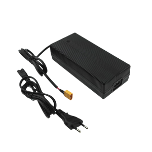 14.6V 9A LiFePO₄ battery charger for 4S 12.8V LFP packs from Fangxin factory