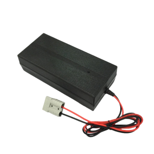 29.2V 13A LiFePO₄ battery charger for 8S 25.6V LFP packs from Fangxin factory